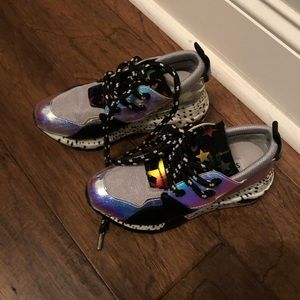 Steve Madden Girls tennis shoes
